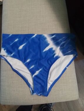 Xhiliration Blue Tie-Dye High Waist Bikini Bottom